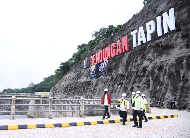 Jokowi Resmikan Bendungan Tapin di Kalsel yang Memiliki Potensi Wisata dan Sumber Energi Listrik