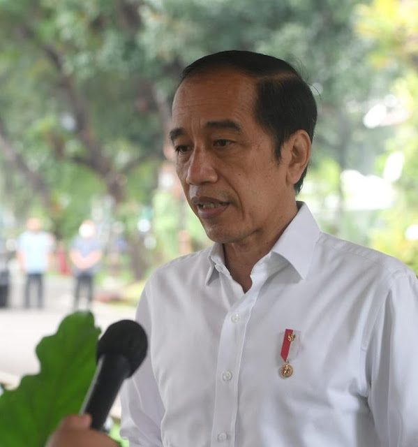 Jokowi Meminta Kebutuhan Dasar Bagi Pengungsi Bencana NTT dan NTB Harus Diperhatikan