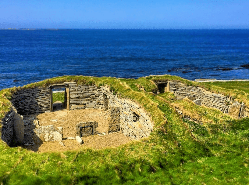 Knap of Howar1/ naturalbuildingblog.com/